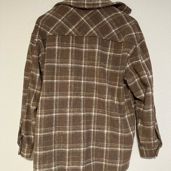 Oversized shacket - Picture 2 of 3